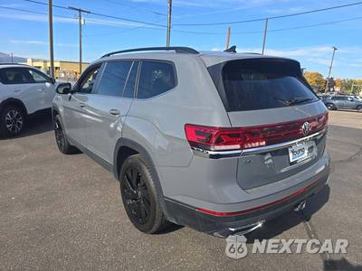 2025 Volkswagen Atlas 2.0T SE w/Technology - zdjęcie 2 z 25 - miniatura