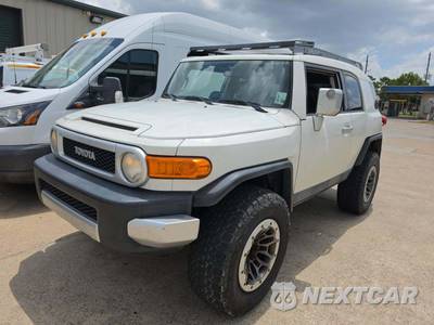 2012 Toyota FJ Cruiser w/Rear Doors - zdjęcie 1 z 23 - miniatura