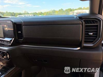 2025 Chevrolet Silverado 1500 LT Trail Boss Crew Cab Short Bed 2LT - zdjęcie 16 z 18 - miniatura