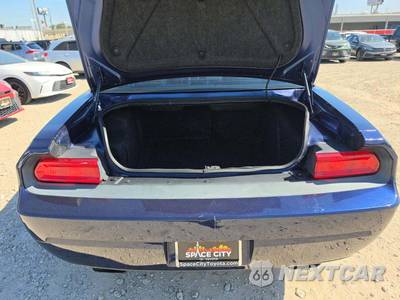 2013 Dodge Challenger SXT - zdjęcie 11 z 23 - miniatura