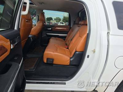 2016 Toyota Tundra 1794 Edition Crew Cab Short Bed - zdjęcie 13 z 23 - miniatura