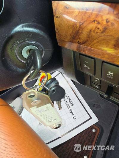 2016 Toyota Tundra 1794 Edition Crew Cab Short Bed - zdjęcie 8 z 23 - miniatura