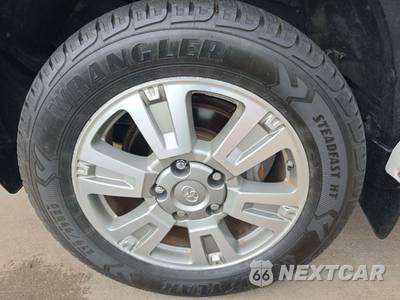 2016 Toyota Tundra 1794 Edition Crew Cab Short Bed - zdjęcie 21 z 23 - miniatura