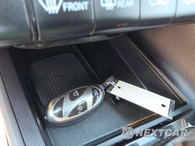 2024 Hyundai Elantra SEL - zdjęcie 5 z 21 - miniatura