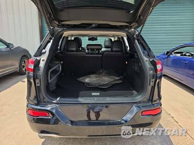 2017 Jeep Cherokee Overland - zdjęcie 14 z 23 - miniatura