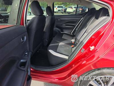 2020 Nissan Versa SV - zdjęcie 10 z 19 - miniatura