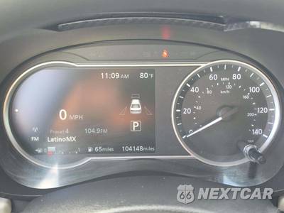 2020 Nissan Versa SV - zdjęcie 6 z 19 - miniatura
