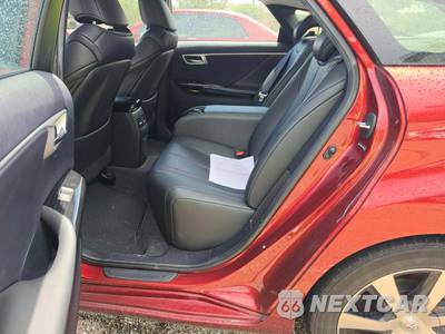 2018 Toyota Mirai - zdjęcie 10 z 19 - miniatura