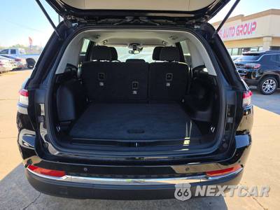 2023 Jeep Grand Cherokee Laredo - zdjęcie 14 z 21 - miniatura