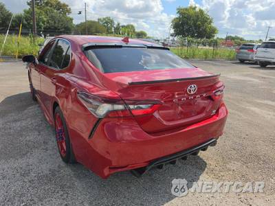 2021 Toyota Camry SE - zdjęcie 2 z 24 - miniatura