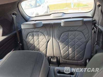 2027 BMW X7 xDrive40i - zdjęcie 11 z 21 - miniatura