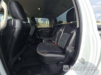 2024 Ram 2500 Laramie Crew Cab Medium Bed - zdjęcie 13 z 26 - miniatura