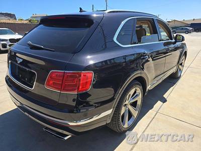 2017 Bentley Bentayga W12 - zdjęcie 3 z 26 - miniatura