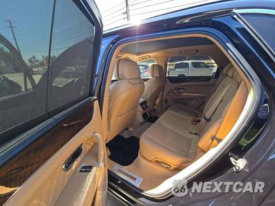 2017 Bentley Bentayga W12 - zdjęcie 25 z 26 - miniatura