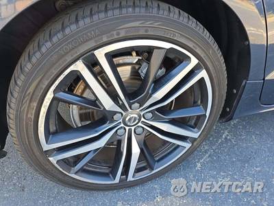 2019 Volvo S60 Plug-In Hybrid T8 R-Design - zdjęcie 27 z 33 - miniatura