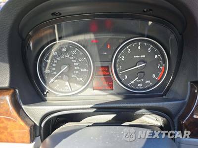 2010 BMW 3 Series Coupe 328i - zdjęcie 9 z 28 - miniatura