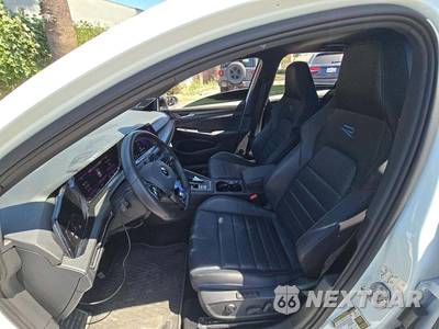 2022 Volkswagen Golf R - zdjęcie 3 z 26 - miniatura