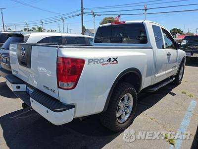 2012 Nissan TITAN PRO-4X Extended Cab Medium Bed - zdjęcie 3 z 28 - miniatura