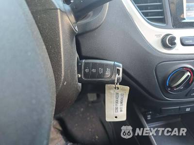 2022 Hyundai Accent SE - zdjęcie 8 z 24 - miniatura