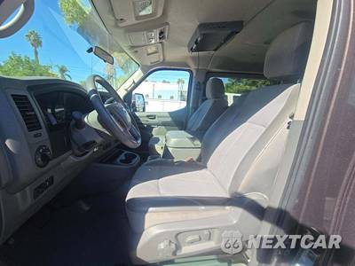 2016 Nissan NV3500 HD Passenger SV 146.1" WB - zdjęcie 6 z 27 - miniatura