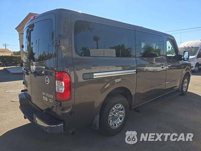 2016 Nissan NV3500 HD Passenger SV 146.1" WB - zdjęcie 3 z 27 - miniatura