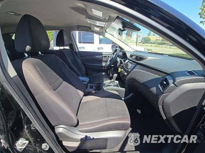2020 Nissan Rogue Sport S - zdjęcie 18 z 41 - miniatura