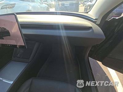 2025 Tesla Model 3 Long Range - zdjęcie 20 z 23 - miniatura