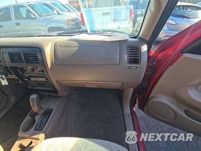 2002 Toyota Tacoma PreRunner Crew Cab Medium Bed - zdjęcie 19 z 32 - miniatura