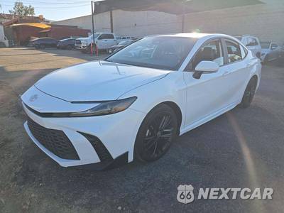 2025 Toyota Camry SE - zdjęcie 1 z 30 - miniatura