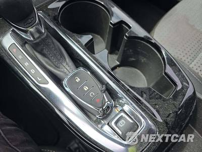 2025 Chevrolet Trax LT - zdjęcie 8 z 27 - miniatura