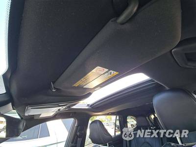 2025 Toyota Highlander XSE - zdjęcie 11 z 27 - miniatura