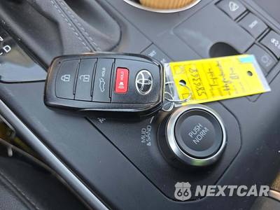 2025 Toyota Highlander XSE - zdjęcie 8 z 27 - miniatura