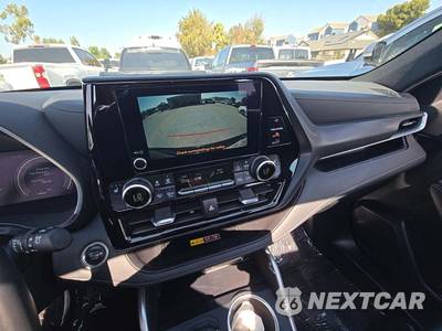 2025 Toyota Highlander XSE - zdjęcie 10 z 27 - miniatura