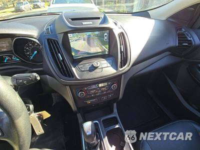 2017 Ford Escape SE - zdjęcie 10 z 33 - miniatura