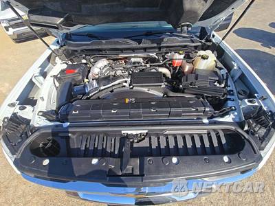 2024 Chevrolet Silverado 3500HD Cab Chassis LT Crew Cab 1LT DRW - zdjęcie 20 z 23 - miniatura