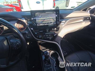 2021 Toyota Camry XSE - zdjęcie 10 z 31 - miniatura
