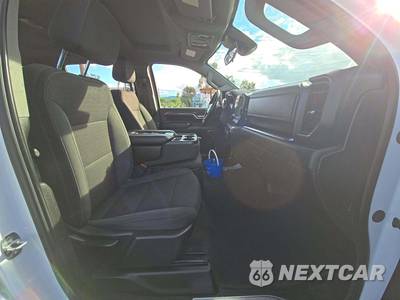 2024 Chevrolet Silverado 2500HD LT Crew Cab Medium Bed 1LT - zdjęcie 18 z 30 - miniatura