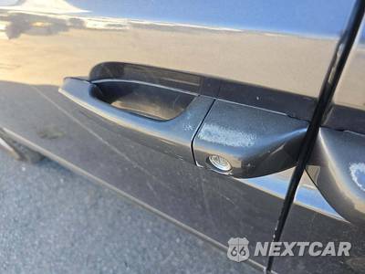2012 Kia Sedona LX 118.9" WB - zdjęcie 28 z 38 - miniatura