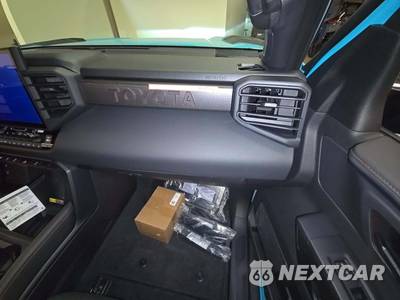 2026 Toyota Sequoia TRD Pro - zdjęcie 20 z 25 - miniatura
