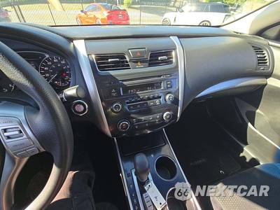 2014 Nissan Altima 2.5 S - zdjęcie 10 z 27 - miniatura
