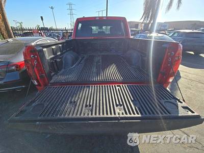 2024 Ram 1500 Classic Warlock Crew Cab Short Bed - zdjęcie 14 z 30 - miniatura
