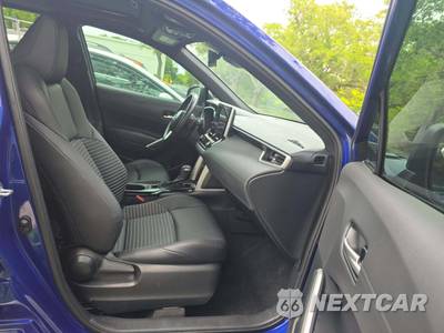 2025 Toyota Corolla Cross Hybrid XSE - zdjęcie 15 z 17 - miniatura