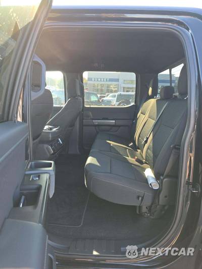 2023 Ford F-150 XLT Crew Cab Short Bed - zdjęcie 10 z 22 - miniatura