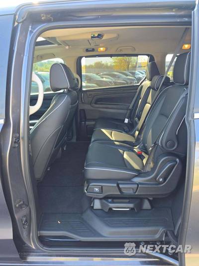 2025 Honda Odyssey Touring 118.1" WB - zdjęcie 10 z 19 - miniatura