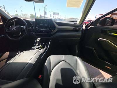 2021 Toyota Highlander XLE - zdjęcie 20 z 24 - miniatura
