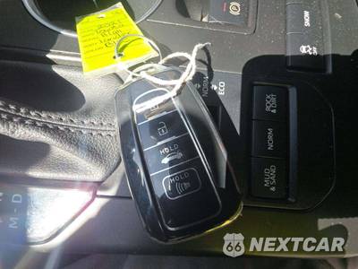 2021 Toyota Highlander XLE - zdjęcie 8 z 24 - miniatura