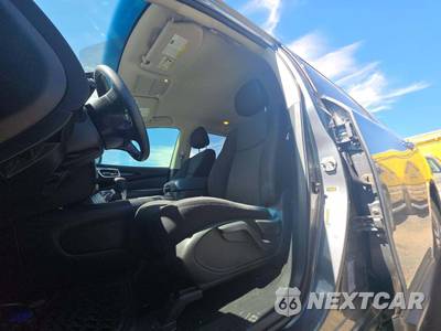 2020 Nissan Pathfinder S - zdjęcie 6 z 21 - miniatura
