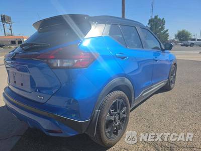 2021 Nissan Kicks SR - zdjęcie 2 z 21 - miniatura