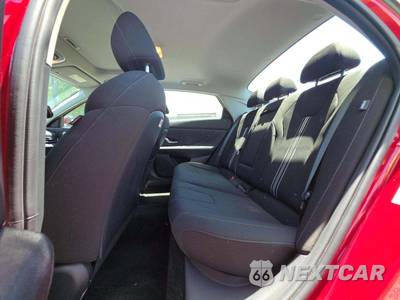 2025 Hyundai Elantra SEL Convenience - zdjęcie 13 z 21 - miniatura