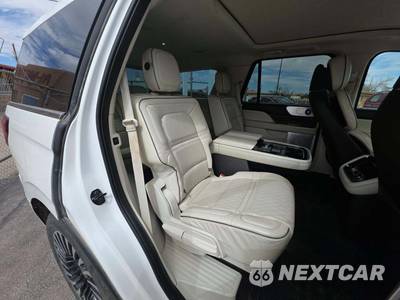 2020 Lincoln Navigator Black Label - zdjęcie 17 z 22 - miniatura
